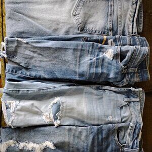 Lot of American Eagle and Forever 21 Jeans
